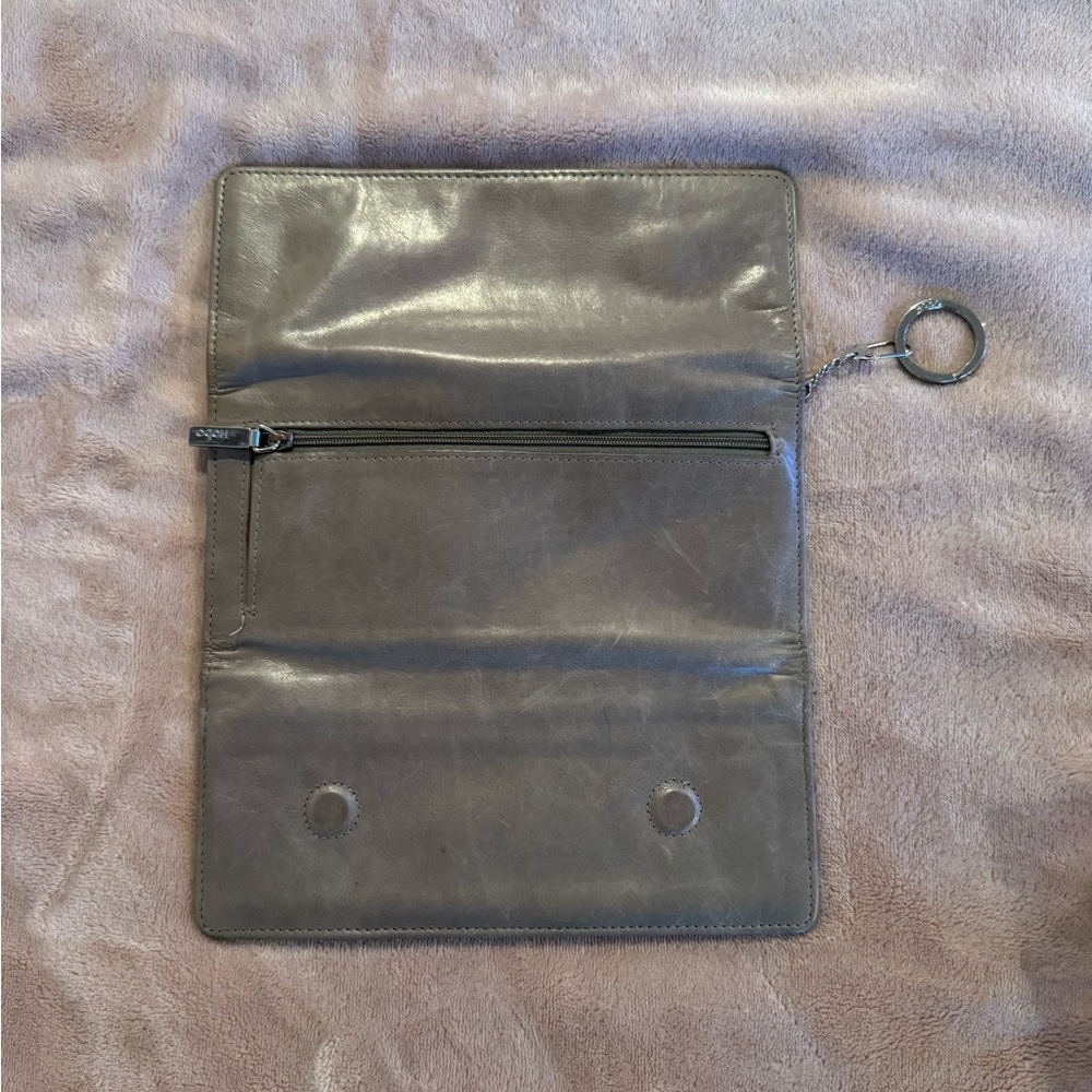Hobo International ‘Sadie’ Trifold Leather Wallet - Picture 3 of 3